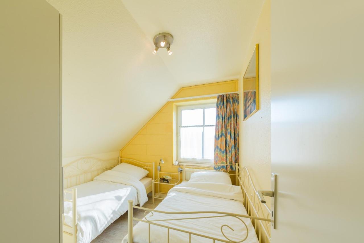 Der Suedschwede ... Dein Gaestehaus Mitten In Zingst Und Nah Zum Strand Buitenkant foto